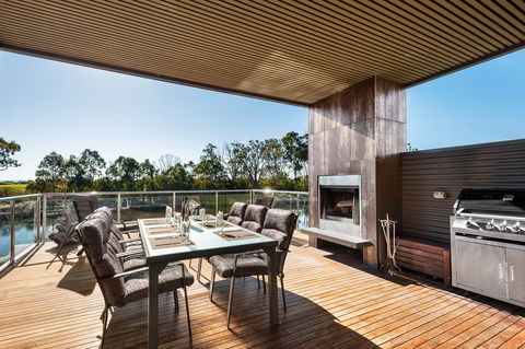 Gippsland Lakehouse - Accommodation Brisbane 1