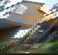 Lakes Beachfront Holiday Park - Accommodation Brisbane