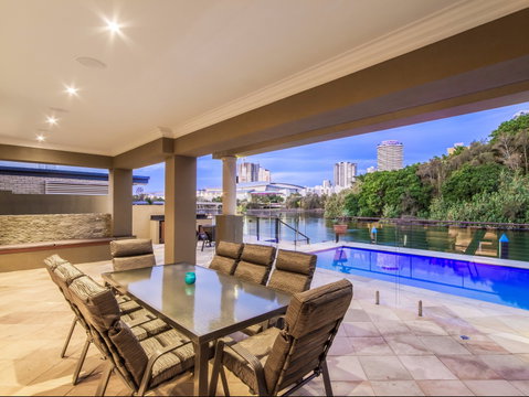 Lakeland Keys Broadbeach - Vogue Holiday Homes - Accommodation Brisbane 1