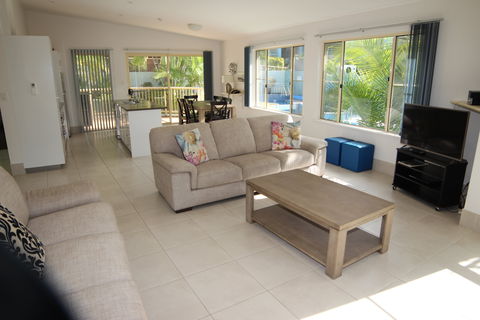 Lennox Beach Resort - Accommodation Brisbane 1