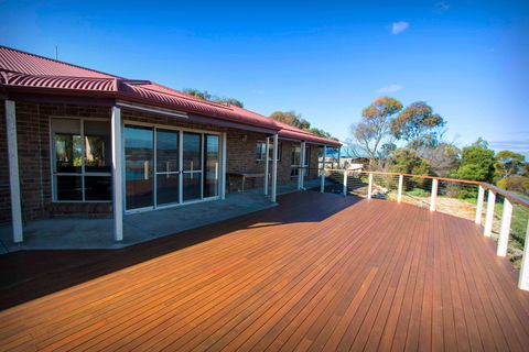 Limestone Ridge - Holiday House - Accommodation Brisbane 0