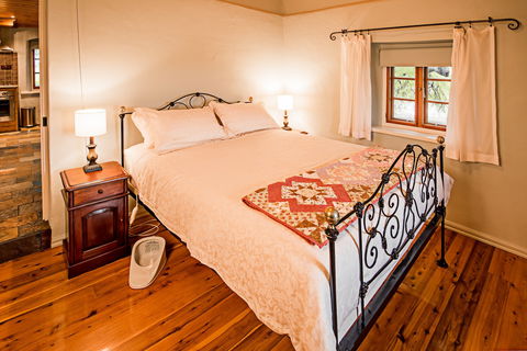 Lucy's House - Accommodation Brisbane 2