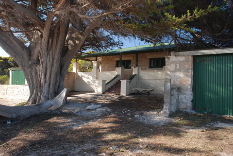 Managers Lodge - Innes National Park - Accommodation Brisbane 0
