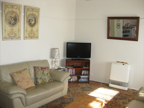 Peel Cottage - Accommodation Brisbane 1