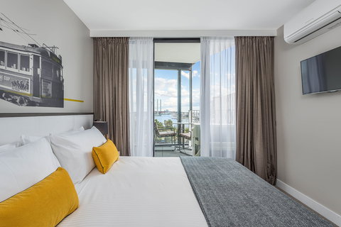 Peppers Docklands - Accommodation Brisbane 1