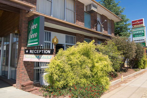 Shamrock Motel Balranald - Accommodation Brisbane 0
