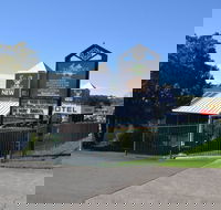The Oaks Hotel Motel - Accommodation Brisbane
