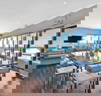 The Salty Dog Beachhouse - Accommodation Brisbane