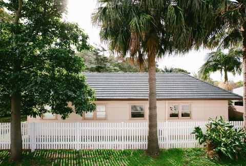 The Palm Cottage At Coledale Beach - Accommodation Brisbane 0