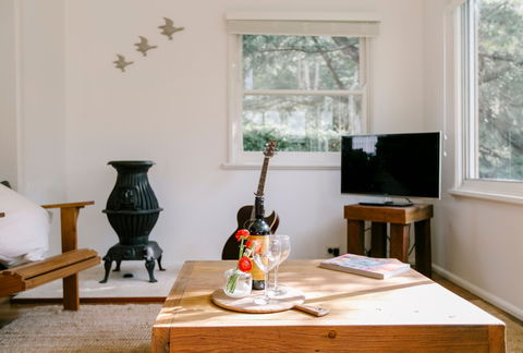 The Palm Cottage At Coledale Beach - Accommodation Brisbane 1