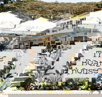 The Boathouse Hotel Patonga - Accommodation Brisbane