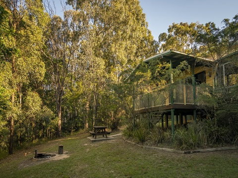 Tuckers Rocks Cottage - Accommodation Brisbane 0