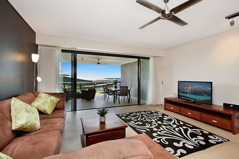 Akuna Waterfront - Accommodation Brisbane 2