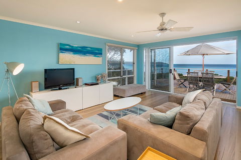 Alchemy On Island Beach - Accommodation Brisbane 2