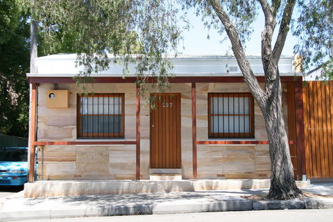 Australia Street Cottage - Accommodation Brisbane 0