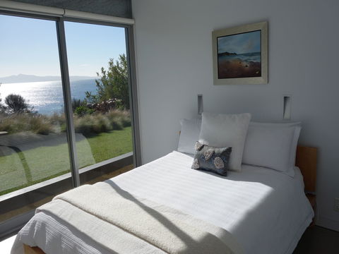 Avalon Coastal Retreat - Accommodation Brisbane 2