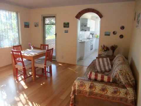 Beach Stay Dee Why - Accommodation Brisbane 0
