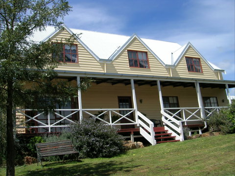 Celestine House - Accommodation Brisbane 0