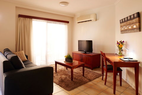 Coffee House Apartment Motel - Accommodation Brisbane 2