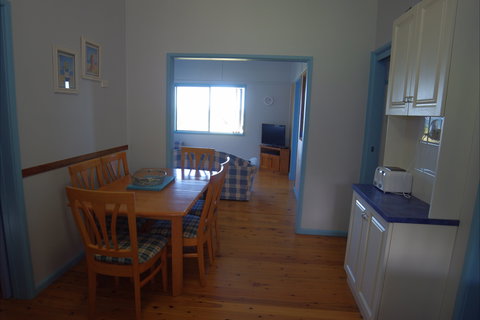 Crystal Blue - Accommodation Brisbane 1