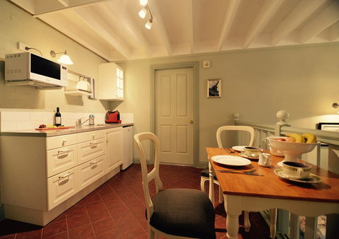 Highview House - Accommodation Brisbane 1