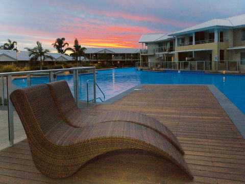 Oaks Port Stephens Pacific Blue Resort - Accommodation Brisbane 0