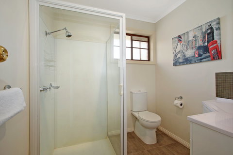 Oak Cottage - Tudor Village - Accommodation Brisbane 1