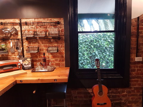 Possum Cottage - Accommodation Brisbane 0