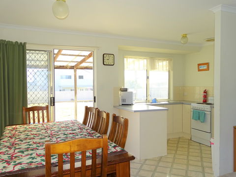 Ramsay Retreat - Accommodation Brisbane 2