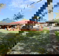 Ray of Sunshine-Waterfront Reserve - Accommodation Brisbane