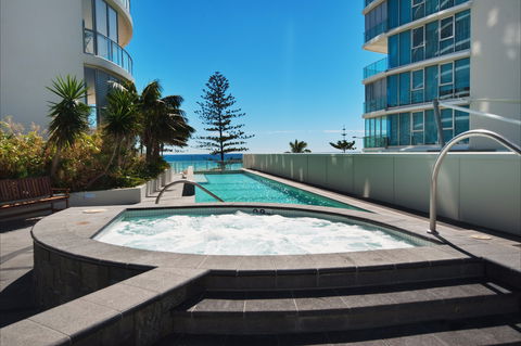 Reflections Coolangatta Beach - Accommodation Brisbane 1
