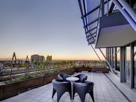 The Star Grand Hotel And Residences - Accommodation Brisbane 2