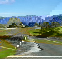 White Hawk Accommodation - Accommodation Brisbane