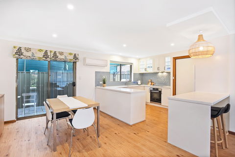 4/11 Cornhill Road - Accommodation Brisbane 1