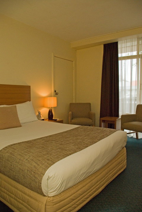 Admiralty Inn - Accommodation Brisbane 2