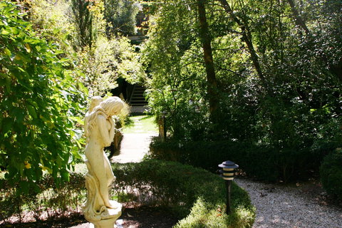 Aldgate Lodge Bed & Breakfast - Accommodation Brisbane 0