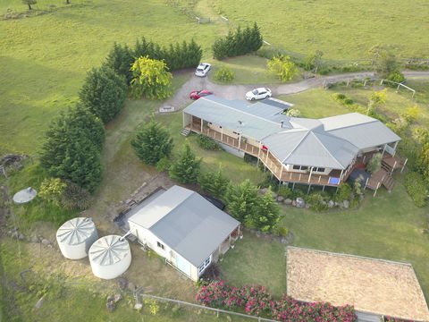 Amazing Secluzion - Accommodation Brisbane 0