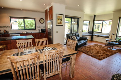 Avignon In Bright - Accommodation Brisbane 1