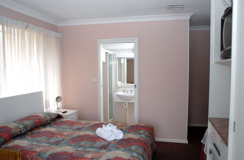 Blue And White Lodge - Accommodation Brisbane 1