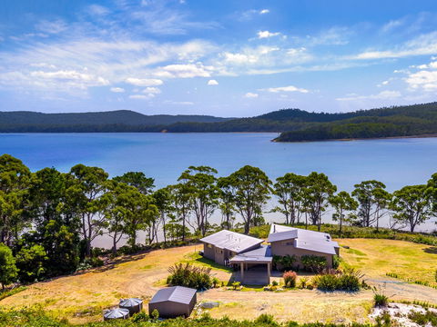 Cloudy Bay Lagoon Estate - Accommodation Brisbane 0
