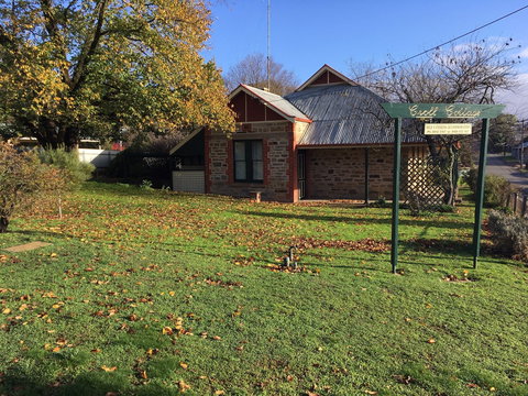 Croll Cottage - Accommodation Brisbane 0