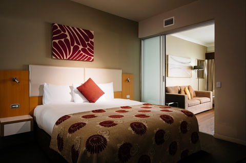 Grand Hotel And Apartments Townsville - Accommodation Brisbane 1