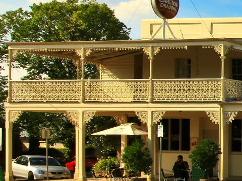 Hibernian Hotel Apartments - Accommodation Brisbane 2