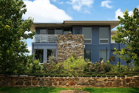 La Maison Du Vigneron B&B & Special Ocassion Dining - Accommodation Brisbane 1