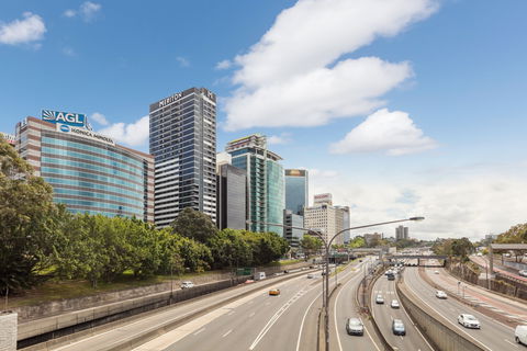 Meriton Suites North Sydney - Accommodation Brisbane 0
