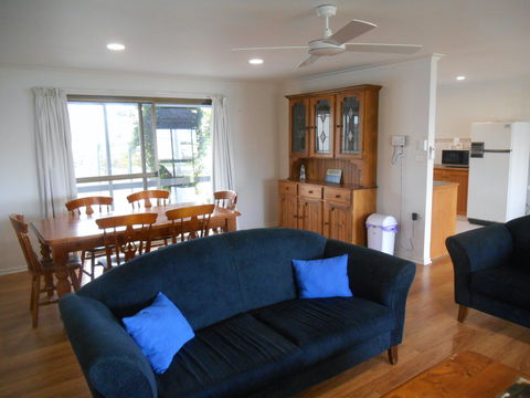Roshy's Retreat - Accommodation Brisbane 2