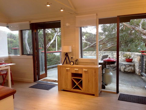 Serenity Cottage - Accommodation Brisbane 2