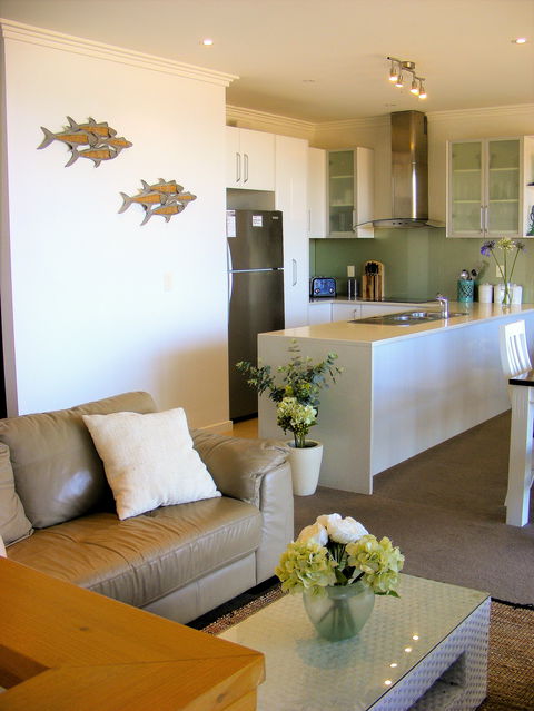 Shearwaters Apartment - Accommodation Brisbane 1