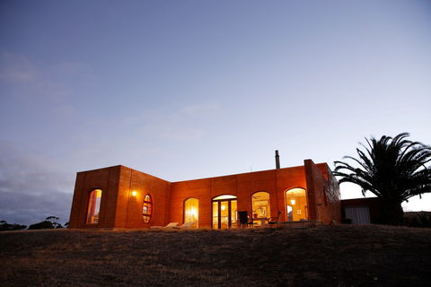 Sky House LifeTime Private Retreats - Accommodation Brisbane 0