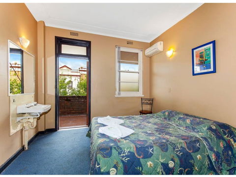 The Belmore Hotel - Accommodation Brisbane 1